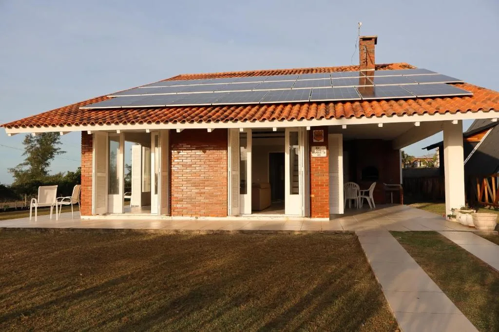 Casa Clássica Beira Mar Torres para 12 pessoas, Torres, na R. das Acácias em Torres/RS