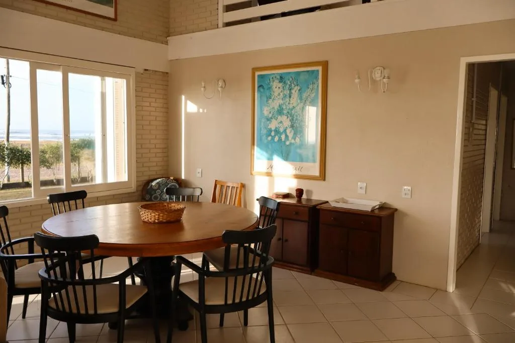 Casa Clássica Beira Mar Torres para 12 pessoas, Torres, na R. das Acácias em Torres/RS — foto 3
