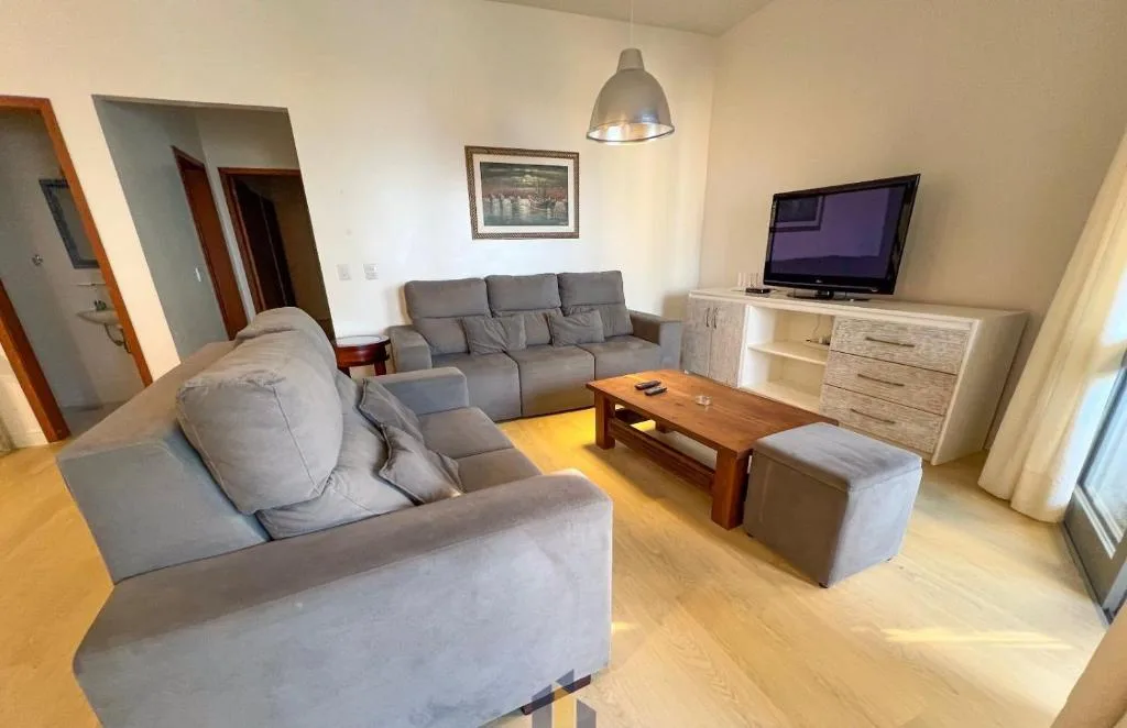 Apartamento frente mar com 3 quartos, Torres, na Praça João Neves da Fontoura em Torres/RS