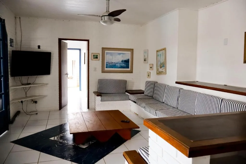 Casa com piscina patio e campinho em torres 1 quadra mar, Torres, na R. das Acácias em Torres/RS — foto 6
