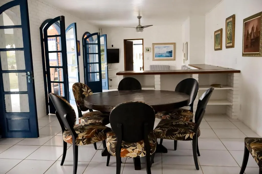 Casa com piscina patio e campinho em torres 1 quadra mar, Torres, na R. das Acácias em Torres/RS — foto 10