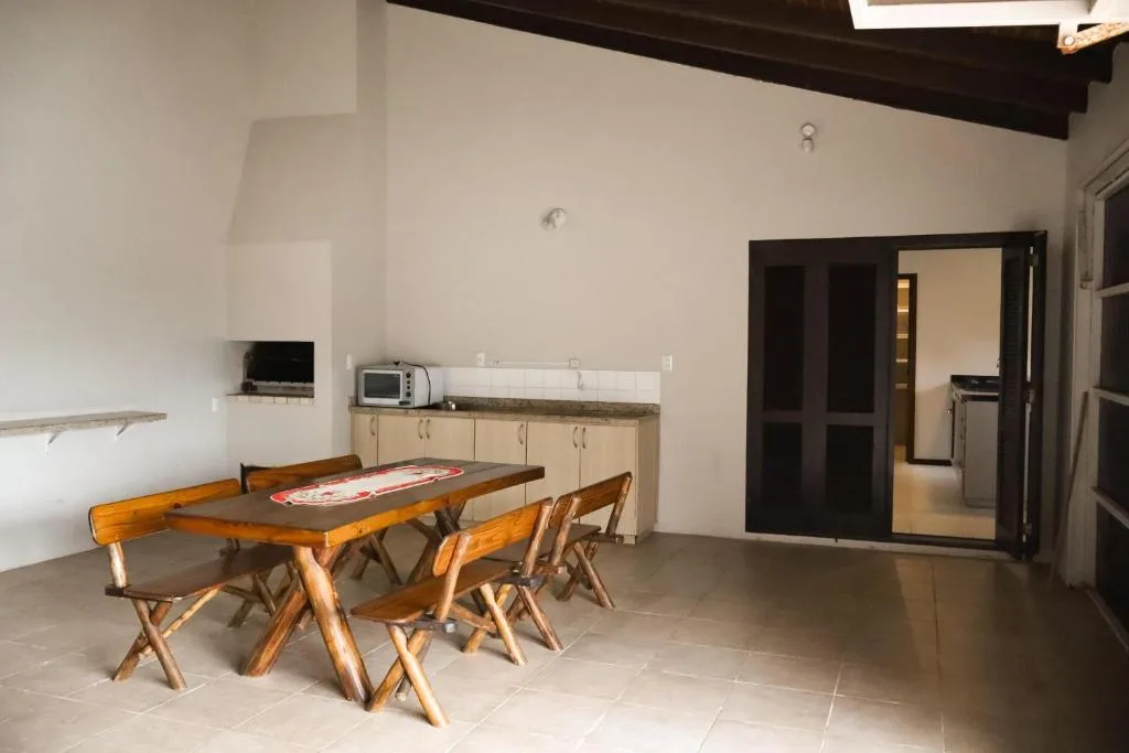 Casa com Piscina e conforto em torres pertinho do mar, Torres, na Rua João Balardin em Torres/RS — foto 4
