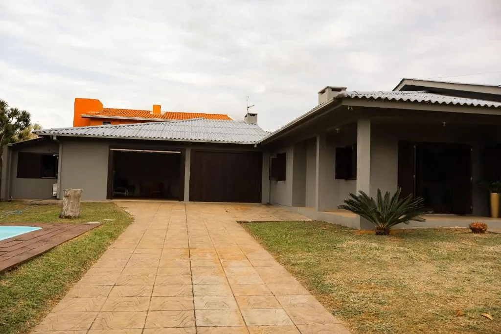 Casa com Piscina e conforto em torres pertinho do mar, Torres, na Rua João Balardin em Torres/RS — foto 6