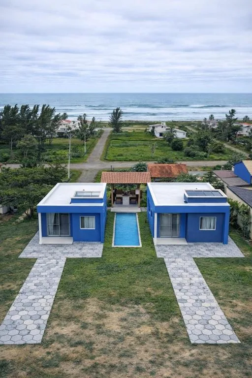 Casa com piscina perto das dunas e mar em Torres, Torres, na R. dos Sonhos em Torres/RS — foto 3