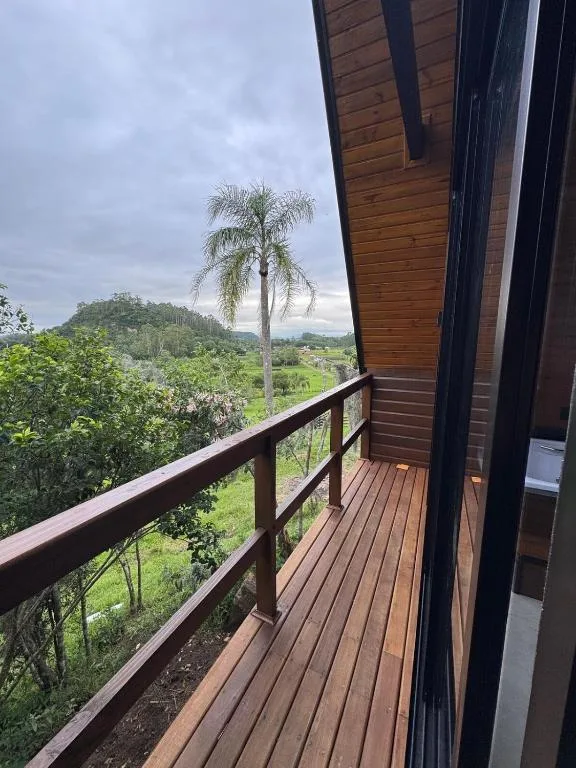Refúgio do Morro - cabana 2, Torres, na Avenida José Amâncio da Rosa em Torres/RS