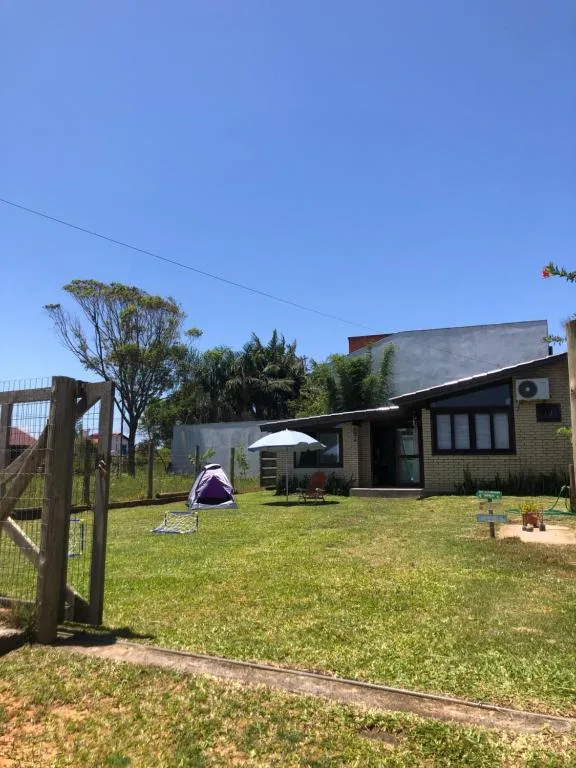 Casa rústica, Torres, na Rua Santa Vitória em Torres/RS — foto 18
