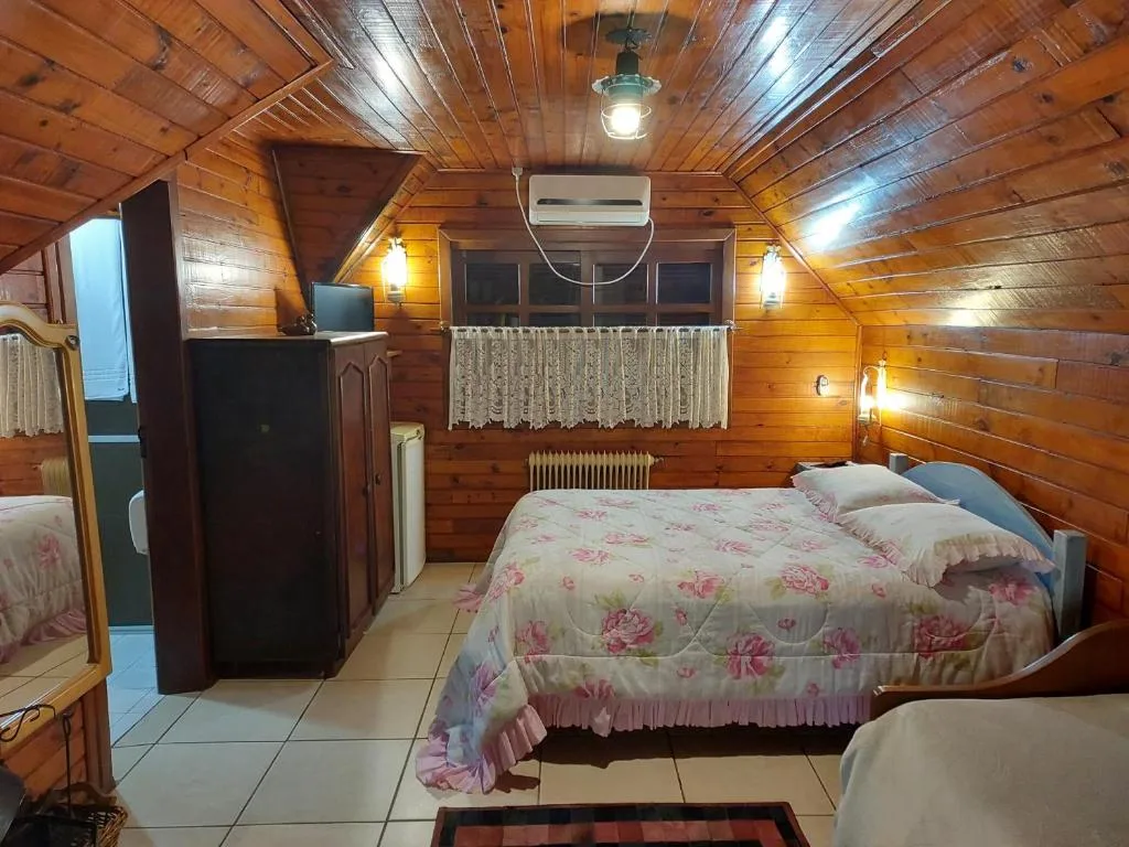 Pousada Villa Fiorita, Canela, na Rua Olímpio Trombini, N. em Canela/RS — foto 6