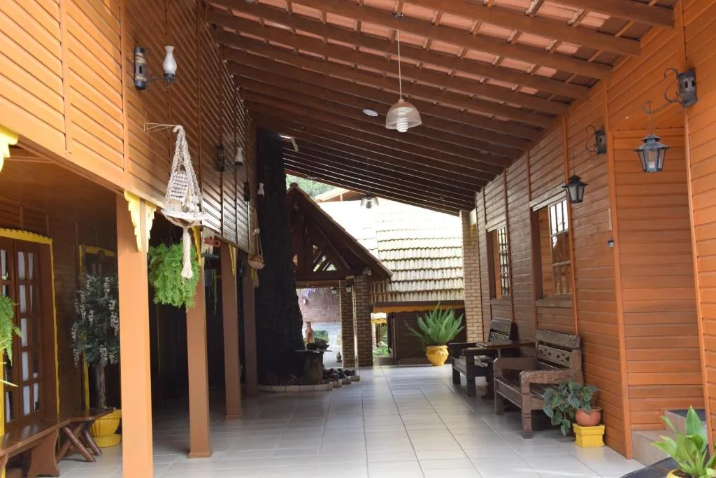 Pousada Villa Fiorita, Canela, na Rua Olímpio Trombini, N. em Canela/RS — foto 34