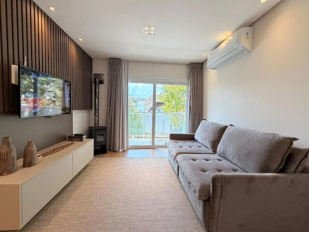 Apartamento frente Av Osvaldo Aranha Centro Canela, Canela, na 345 Av Osvaldo Aranha em Canela/RS — foto 31