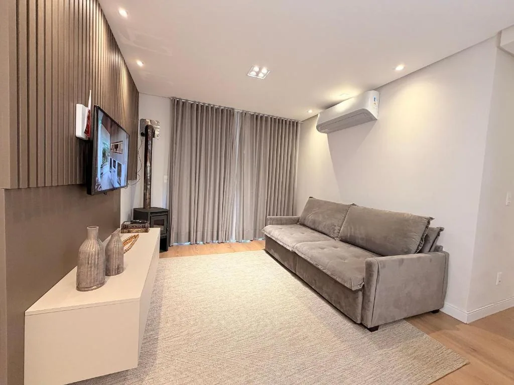 Apartamento frente Av Osvaldo Aranha Centro Canela, Canela, na 345 Av Osvaldo Aranha em Canela/RS — foto 32