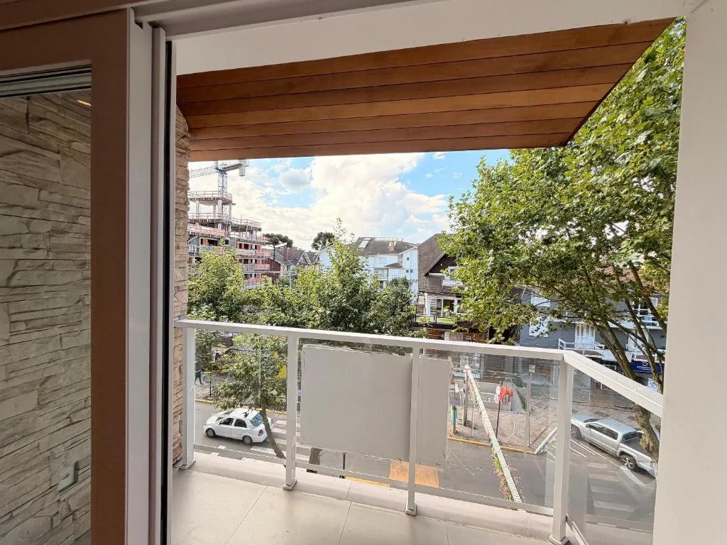 Apartamento frente Av Osvaldo Aranha Centro Canela, Canela, na 345 Av Osvaldo Aranha em Canela/RS — foto 34