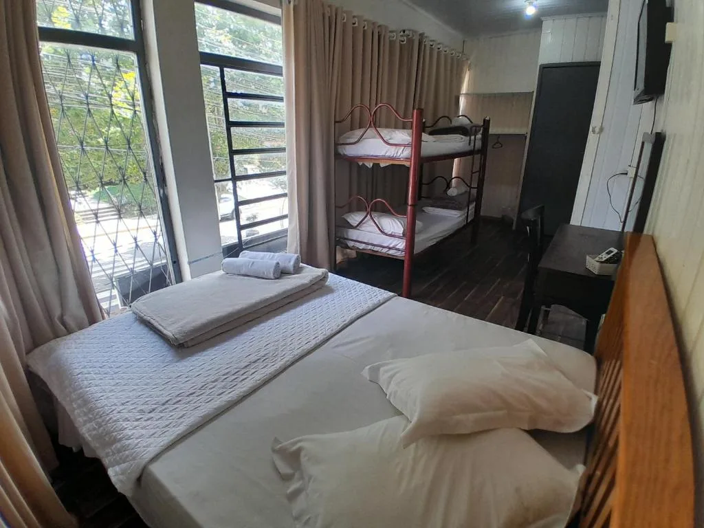 Casa de Pedra Mineira, Canela, na Av. Visconde de Mauá, 445. em Canela/RS — foto 9