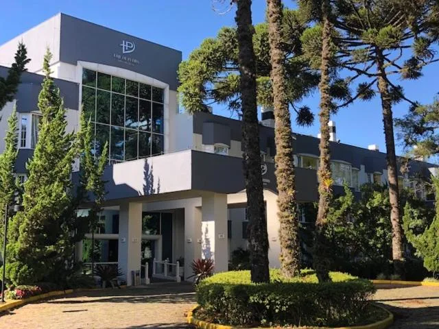 Apartamento Mountain Village, Canela, na Rua das Flores apto em Canela/RS