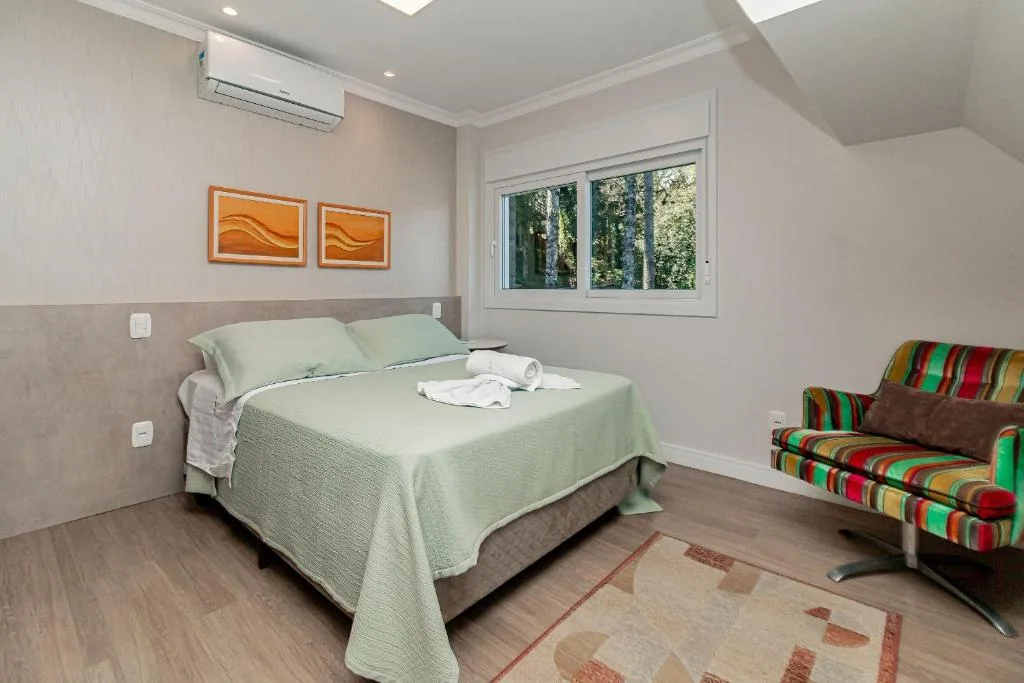 Casa Paris em condomínio até 8 p, excelente, Canela, na 93 Paris em Canela/RS — foto 31