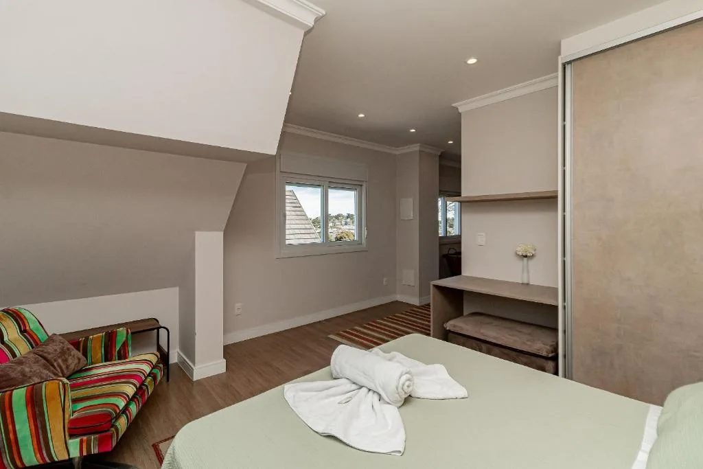 Casa Paris em condomínio até 8 p, excelente, Canela, na 93 Paris em Canela/RS — foto 33