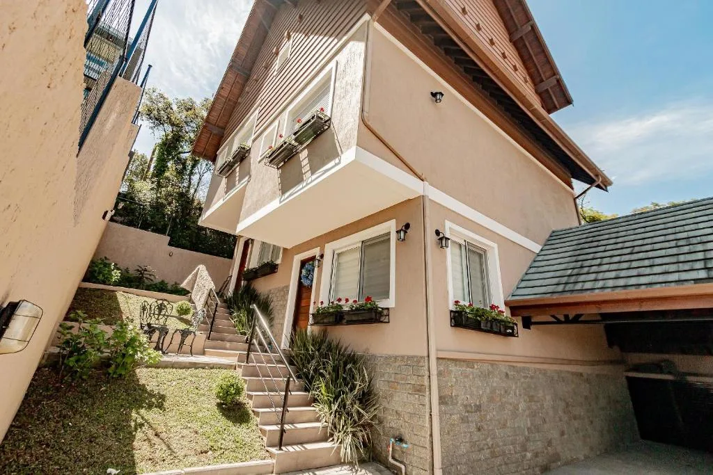 Casa Paris em condomínio até 8 p, excelente, Canela, na 93 Paris em Canela/RS — foto 38