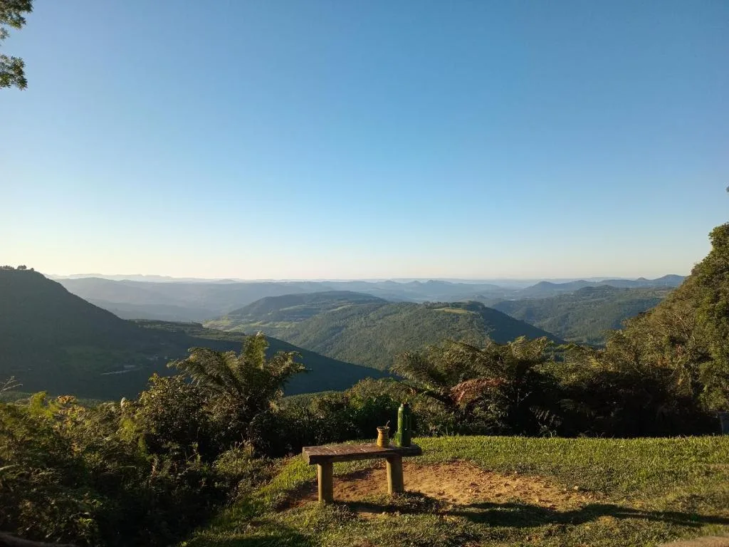 CHALÉ ALPES DOS ANJOS TUDO NUM SÓ LUGAR NATUREZA MOBILIA COMPLETA ESPAÇOSO SEM STRESS A 2 KM DO CENTRO DE CANELA rs, Canela, na Cezari vacari 1100 Casa em Canela/RS — foto 27