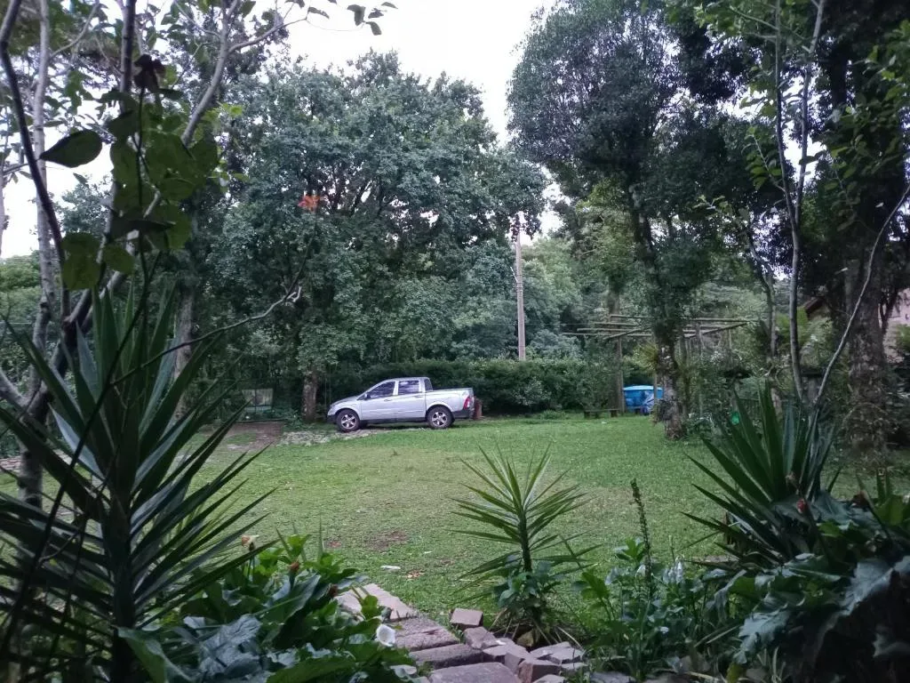 CHALÉ ALPINO RAIZ TODO MOBILIADO COM 2 QUARTOS COZINHA SALA BANHEIRO NATUREZA 2 KM centro de Canela rs, Canela, na Rua Cezare Vaccari 1100 Alpes Verdes Casa em Canela/RS — foto 31
