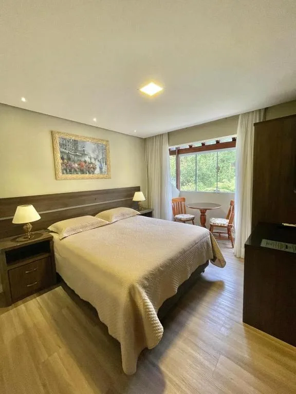 Residencial Jardim dos Pinheiros 279, Canela, na R. Pedro Luiz de Oliveira em Canela/RS — foto 21