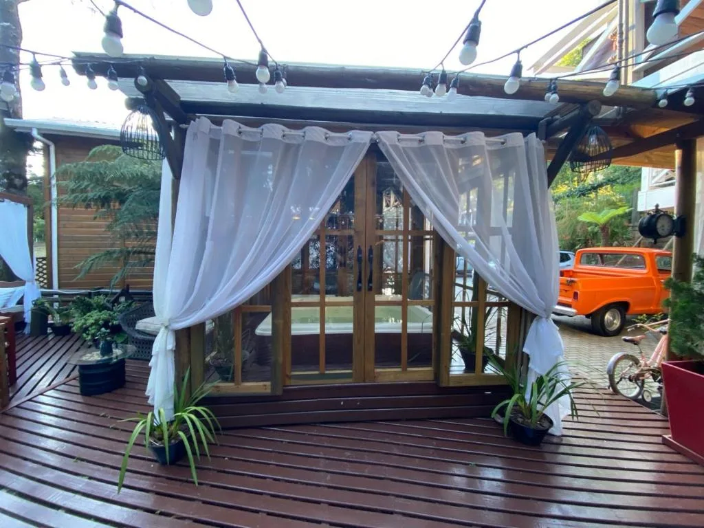 Chales Spa Exclusive - Localizado Proximo do Centro, Canela, na Rua Godofredo Raimundo, 319 Casa, bairro Eugenio Ferreira em Canela/RS — foto 34