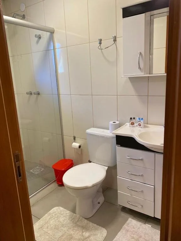 Casa12 Triplex no centro , próximo a Cátedra de pedra, Canela, na Rua Teixeira Soares em Canela/RS — foto 3