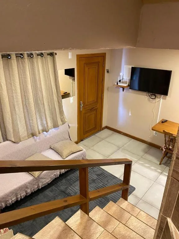 Casa12 Triplex no centro , próximo a Cátedra de pedra, Canela, na Rua Teixeira Soares em Canela/RS — foto 13