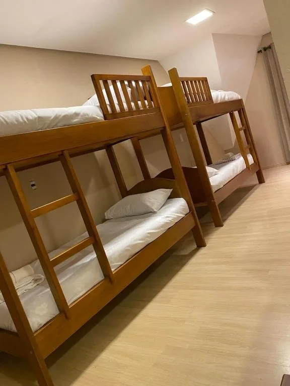 Casa12 Triplex no centro , próximo a Cátedra de pedra, Canela, na Rua Teixeira Soares em Canela/RS — foto 21