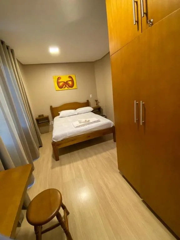 Casa12 Triplex no centro , próximo a Cátedra de pedra, Canela, na Rua Teixeira Soares em Canela/RS — foto 22