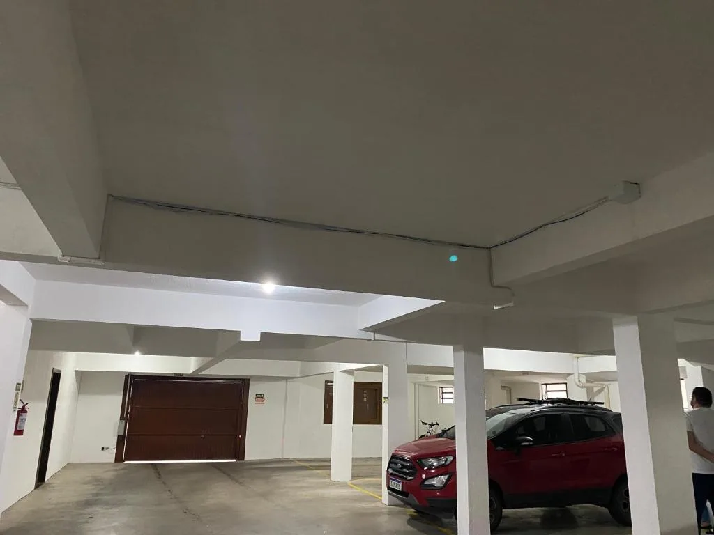 Hospede-se na Rua mais Charmosa e Visitada de Canela , aqui ninguém fica pra trás , traga seu Pet garagem fechada , faça tudo a pé , ideal para famílias e casais, Canela, na Rua Borges de Medeiros em Canela/RS — foto 17