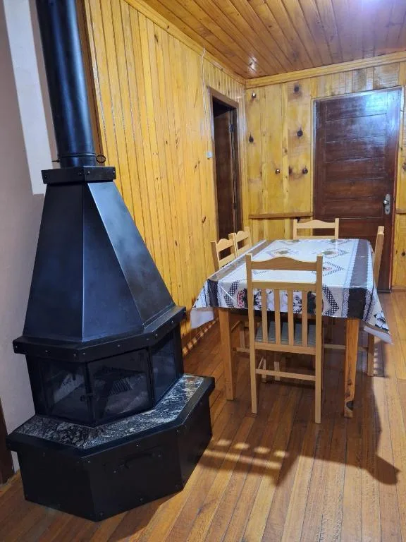 Casa Encantos da Serra, Canela, na 191 Rua João de Deus Palhano Casa Verniz em Canela/RS