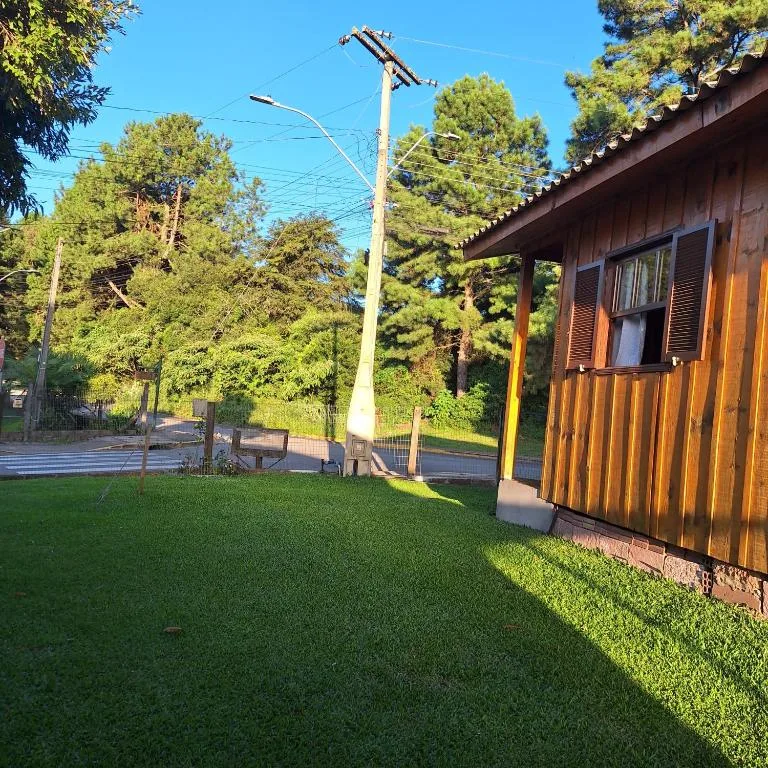 Casa Encantos da Serra, Canela, na 191 Rua João de Deus Palhano Casa Verniz em Canela/RS — foto 3