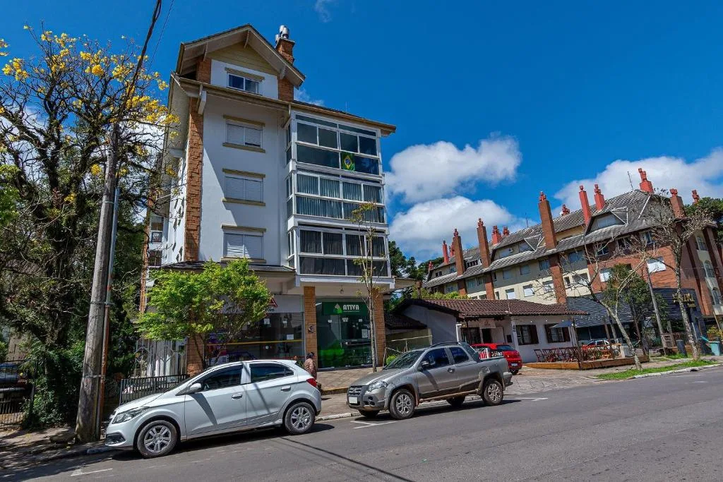 Ap 2 dorm. uma quadra da Catedral, Canela, na 627 Dona Carlinda em Canela/RS — foto 26