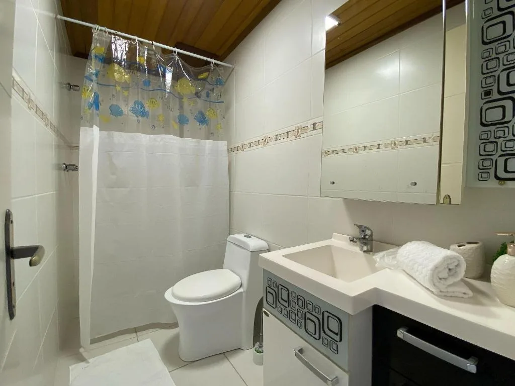 Casa triplex ampla e aconchegante., Canela, na Rua Fernando Ferrari, 227 CASA em Canela/RS — foto 3
