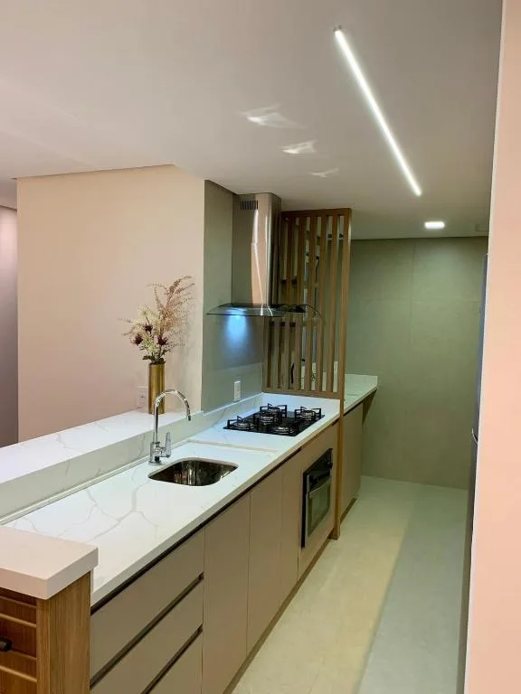 Apartamento NOVO - COBERTURA- Apenas 2 Quadras e meia da Catedral de Pedra, Canela, na Rua Borges de Medeiros em Canela/RS — foto 8
