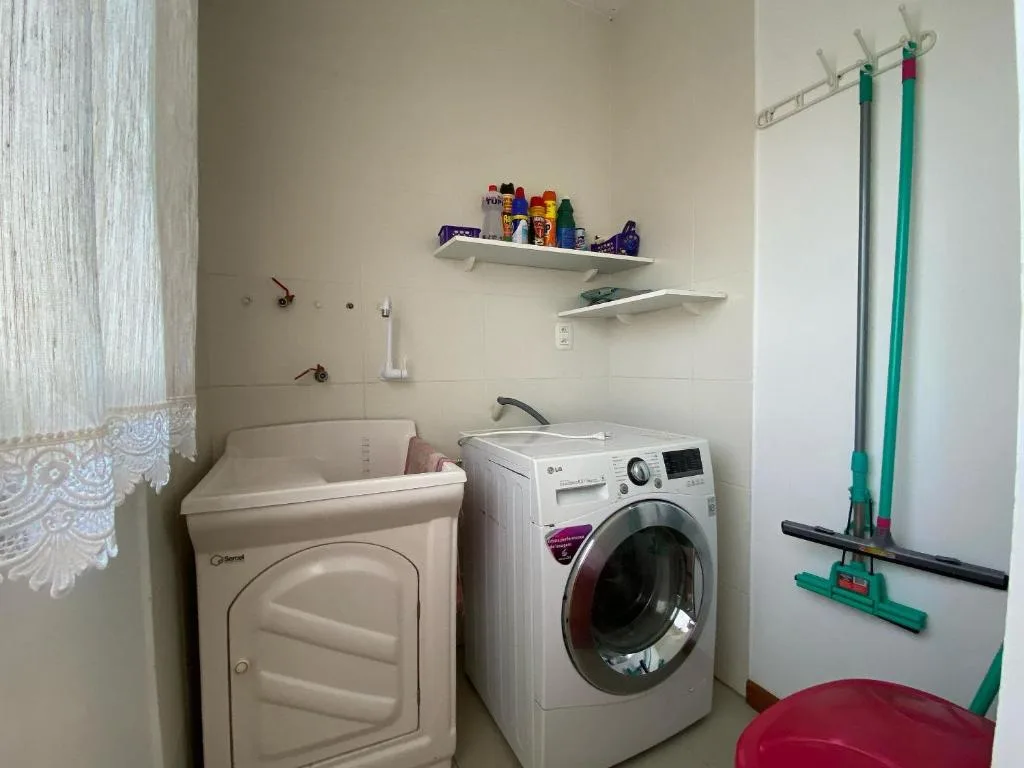 Casa triplex ampla e aconchegante., Canela, na Rua Fernando Ferrari, 227 CASA em Canela/RS — foto 18