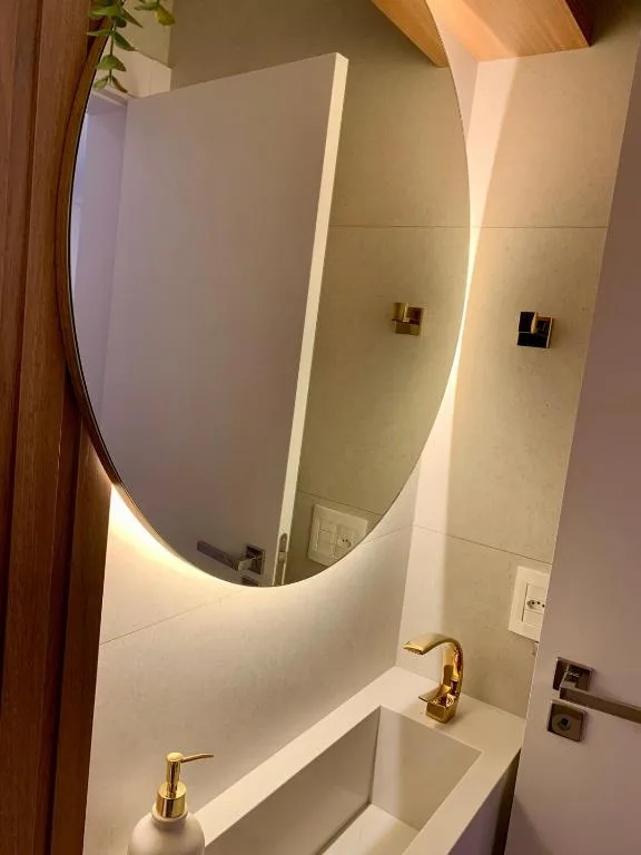 Apartamento NOVO - COBERTURA- Apenas 2 Quadras e meia da Catedral de Pedra, Canela, na Rua Borges de Medeiros em Canela/RS — foto 12