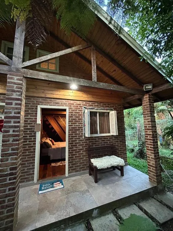 A Cabana Chalé & Pousada - Especializada em Grupos até 40 Pax-, Canela, na Rua Edgar Armin Gustav Nygaard casa em Canela/RS — foto 11