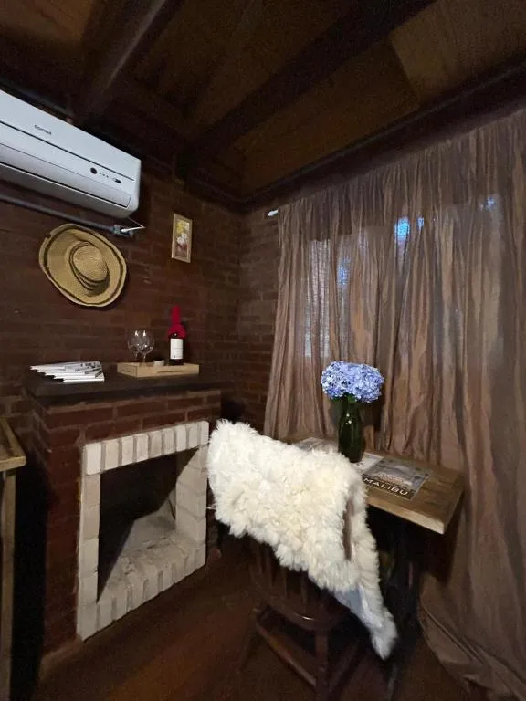 A Cabana Chalé & Pousada - Especializada em Grupos até 40 Pax-, Canela, na Rua Edgar Armin Gustav Nygaard casa em Canela/RS — foto 13