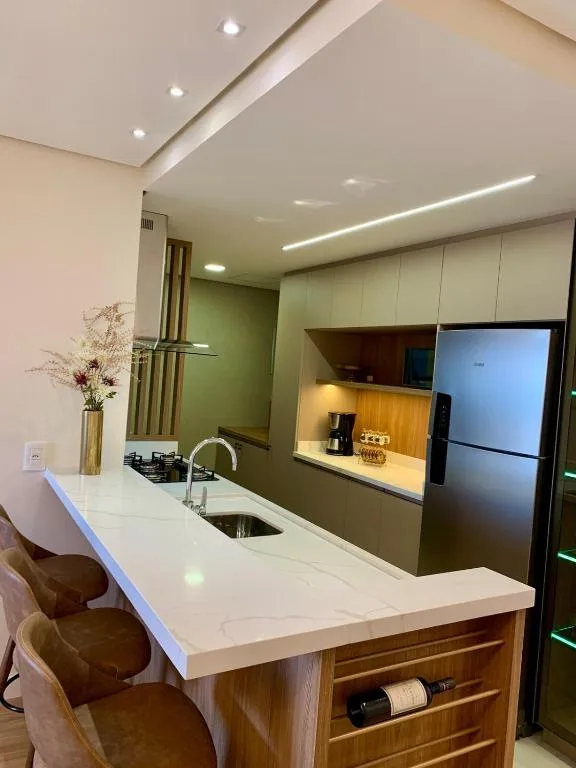 Apartamento NOVO - COBERTURA- Apenas 2 Quadras e meia da Catedral de Pedra, Canela, na Rua Borges de Medeiros em Canela/RS — foto 28