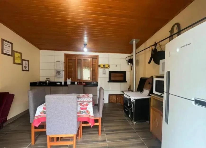 Recanto da Maria Vitoria - Casa 02, Canela, na Rua Berlim em Canela/RS — foto 5