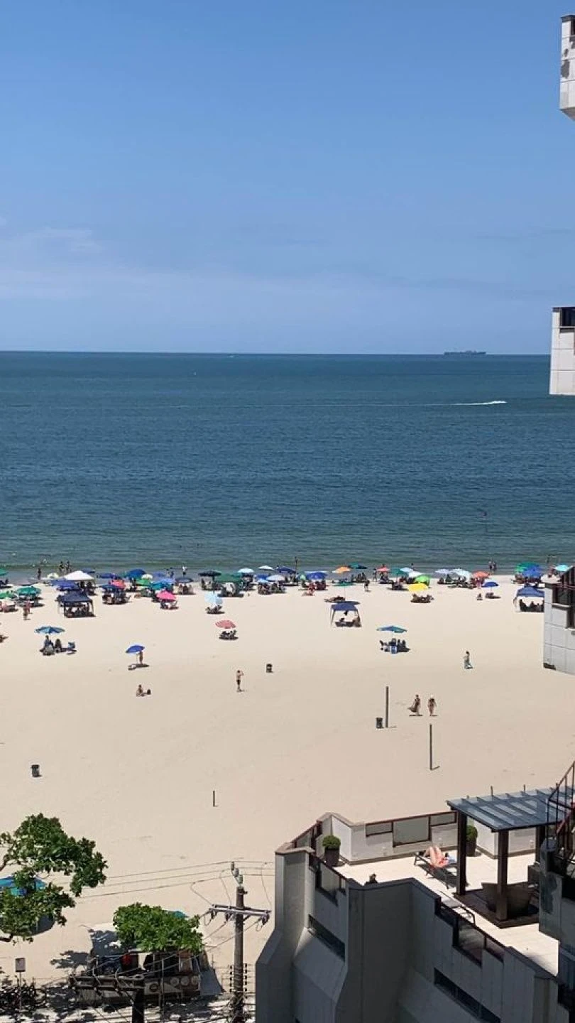 Apartamento de 3 quartos para aluguel temporada em Balneário Camboriú/SC