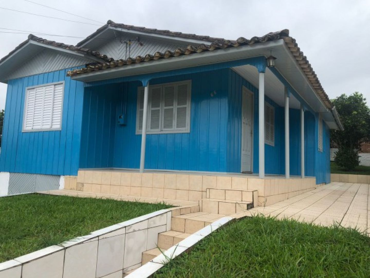 Casa com 3 dormitórios para alugar no bairro Arizona em Lauro Muller/SC