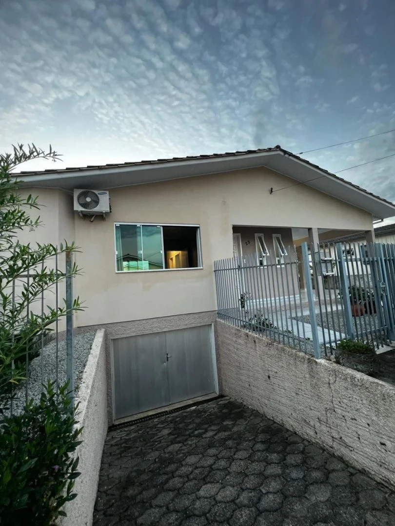 Casa com 3 Dormitórios sendo 1 suíte no bairro Estação em Urussanga/SC — foto 15