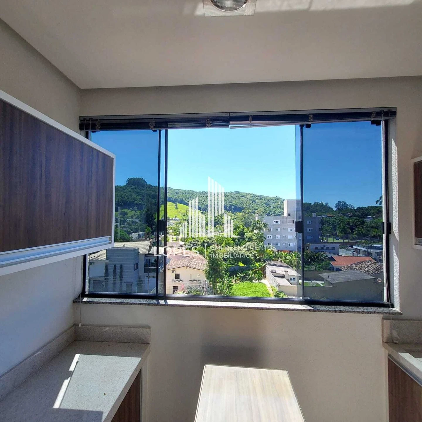 Apartamento com 2 dormitórios sendo 1 suíte no Residencial Carlos Oselamme em Urussanga/SC — foto 15