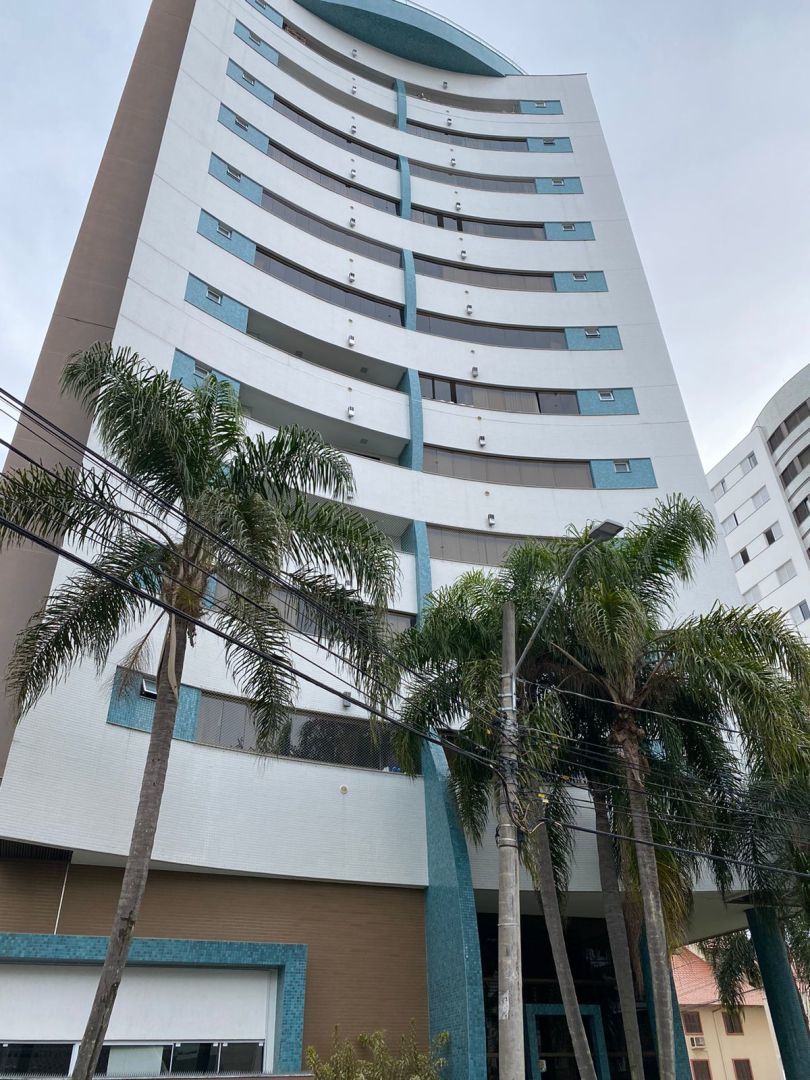 Apartamento com 3 dormitórios Residencial Varenna no centro de Criciúma/SC
