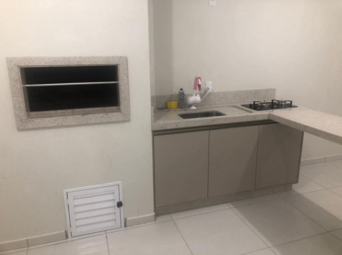 Apartamento para alugar no bairro Cairú em Lauro MullerSC — foto 17