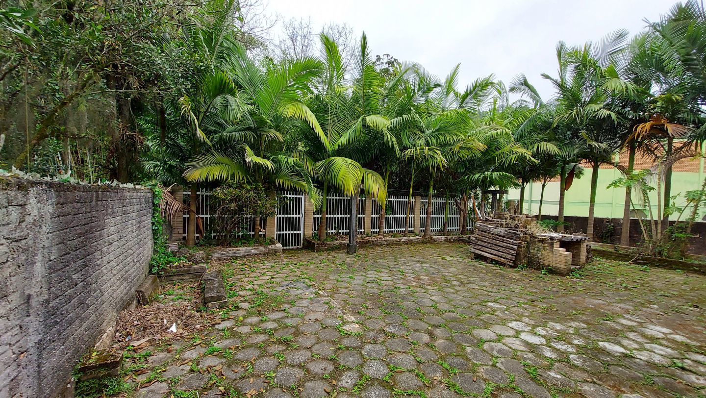 Linda Casa Mobiliada no Bairro Figueira em Urussanga-SC — foto 35