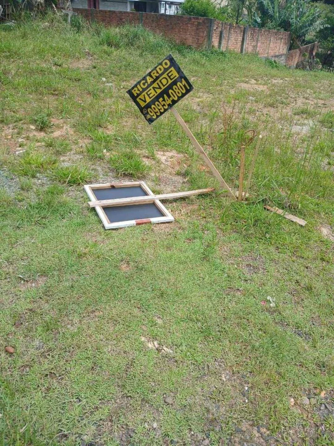 Terreno a venda bairro Pinheirinho Criciúma