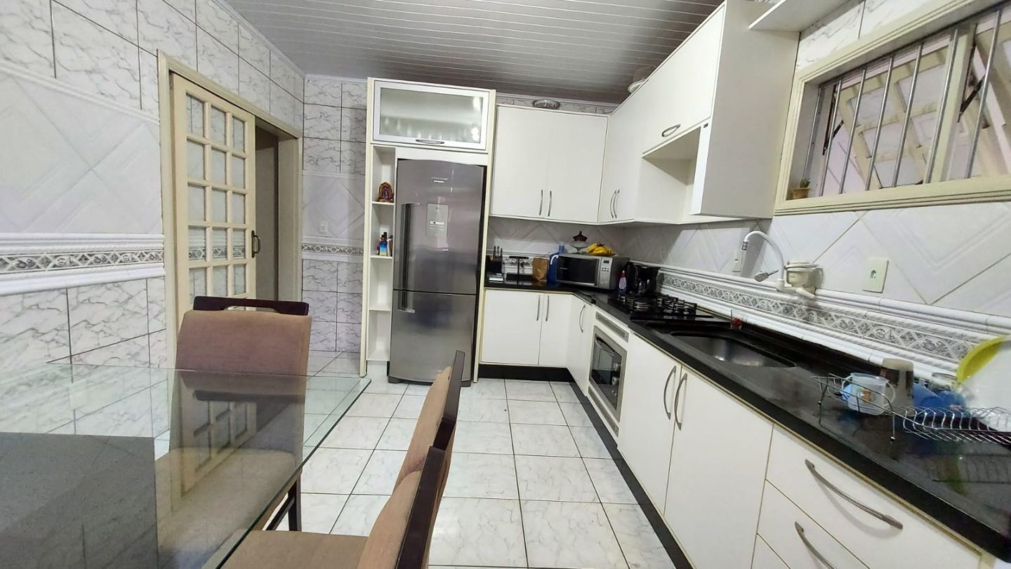 Casa com 3 dormitórios semi mobiliada no bairro Carol em Urussanga/SC — foto 19