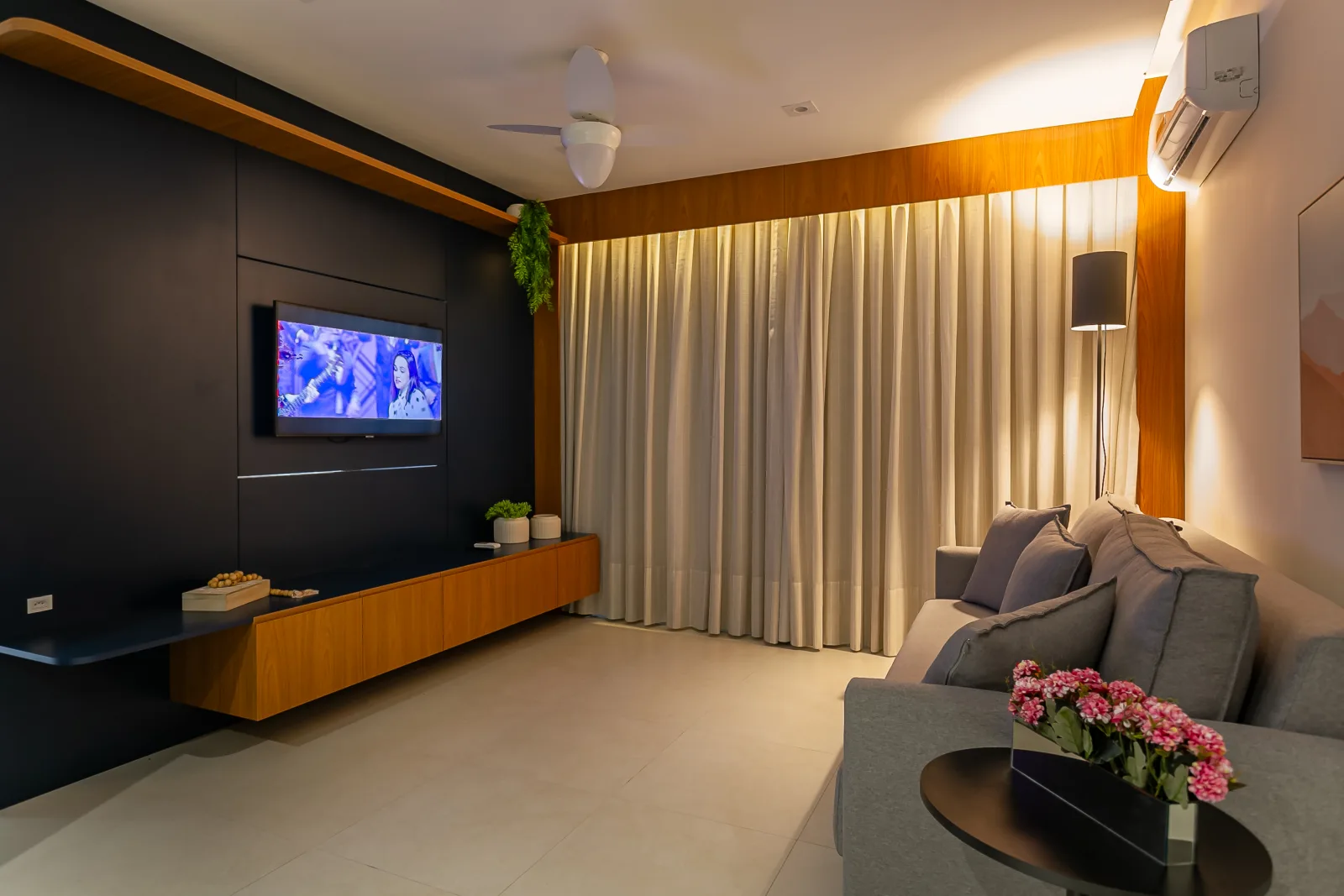 Excelente Studio mobiliado com móveis planejados de primeira Porteira fechada — foto 3